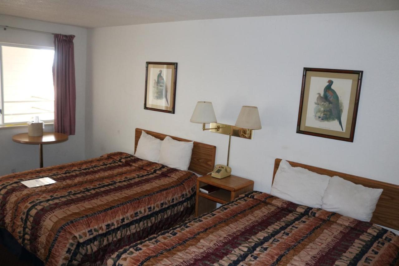 Dakota Inn Huron Zewnętrze zdjęcie